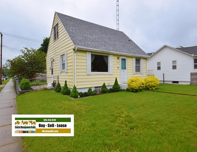 property at 2320 Milburn Blvd