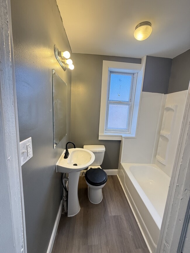 5812 Alter St in Philadelphia, PA - Building Photo - Building Photo