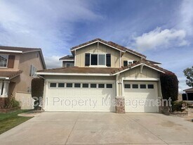 20 Tumbleweed St in Trabuco Canyon, CA - Building Photo