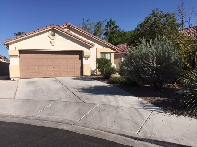 5948 Silver Heights St in Las Vegas, NV - Building Photo