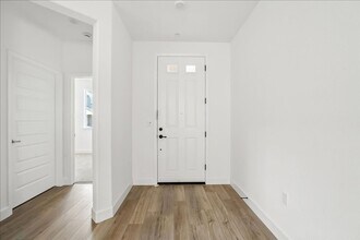 7040 Nystrom Wy in Roseville, CA - Building Photo - Building Photo