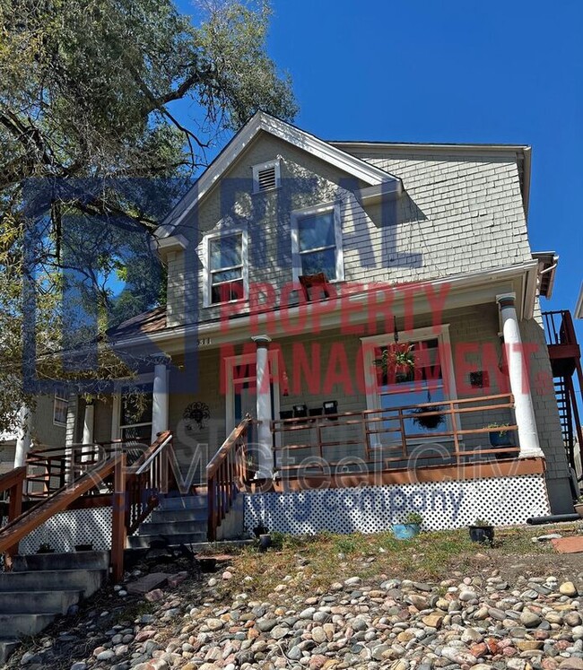 property at 511 W 12th St