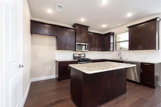 4544 Titus Cir in Plano, TX - Building Photo - Building Photo