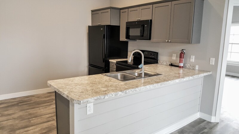 219 Park Row in St. Peter, MN - Building Photo