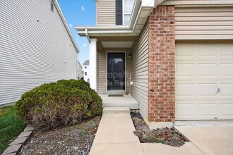 425 Spring Trce in O'Fallon, MO - Building Photo - Building Photo