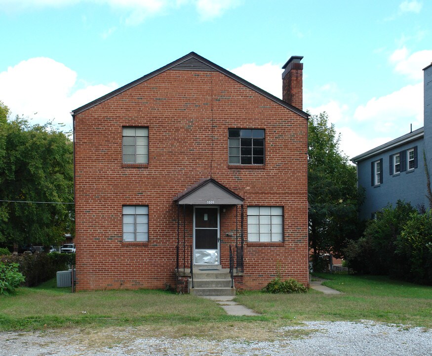 3506 Noyes Ave SE in Charleston, WV - Building Photo