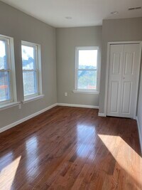 802 Christian St, Unit 2nd Floor photo'
