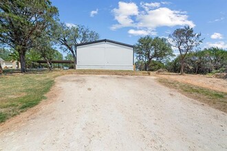 594 Lake Country Dr in Granbury, TX - Building Photo - Building Photo