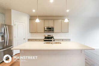 5009 Roese Ave in South Bloomfield, OH - Building Photo - Building Photo