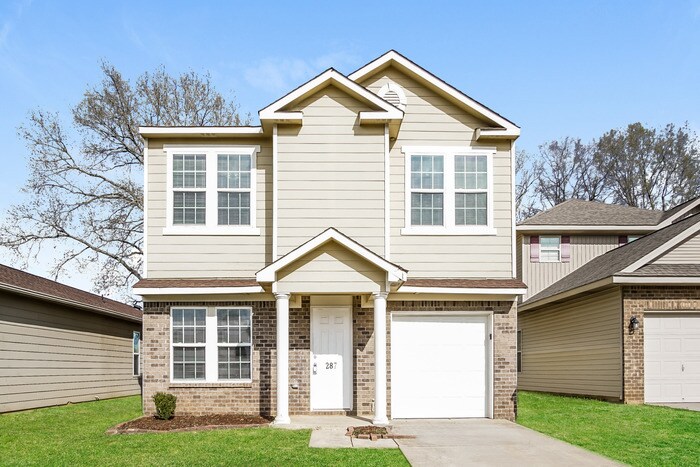287 Bermuda Lakes Dr in Meridianville, AL - Building Photo