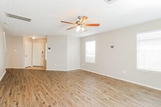 33322 Cottonwood Bend in Magnolia, TX - Building Photo - Building Photo