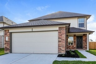 411 Brushback Dr in Huntsville, TX - Building Photo