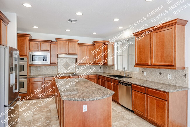 property at 3966 E Crest Ln