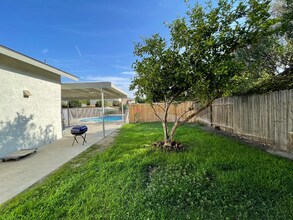 14304 Culiacan Ave in Bakersfield, CA - Building Photo - Building Photo