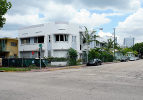 810 7th St Apartments