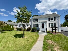 46 Houston Terrace in Stamford, CT - Building Photo