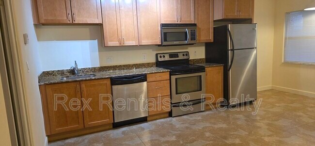 224 6th Ave N in St. Petersburg, FL - Building Photo - Building Photo