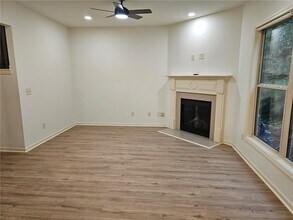 6390 Elmshorn Way in Alpharetta, GA - Building Photo - Building Photo