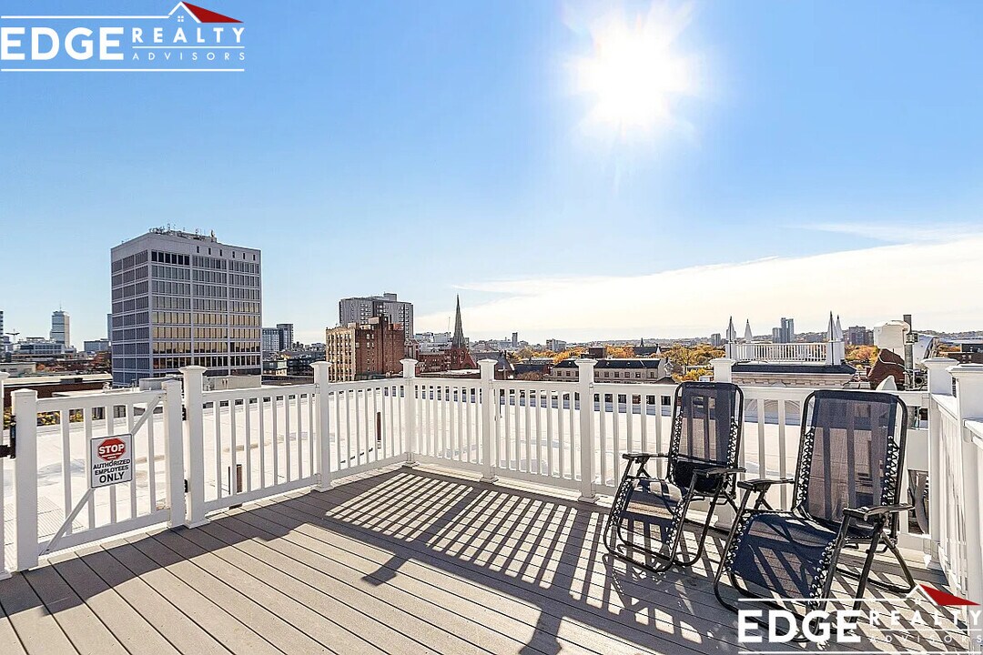 12 Inman St, Unit 61 in Cambridge, MA - Building Photo