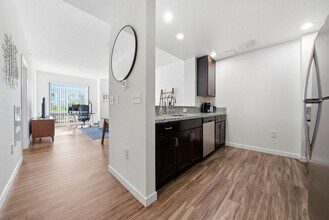 1201 4th St in San Francisco, CA - Foto de edificio - Building Photo