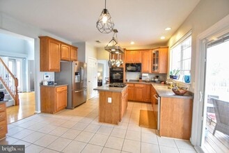 29670 Old Creek Ln in Easton, MD - Building Photo - Building Photo