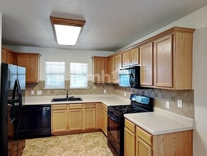 1805 Lost Maples Loop in Cedar Park, TX - Building Photo - Building Photo