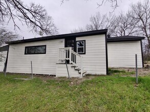 1200 Wright St in Greenville, TX - Foto de edificio - Building Photo