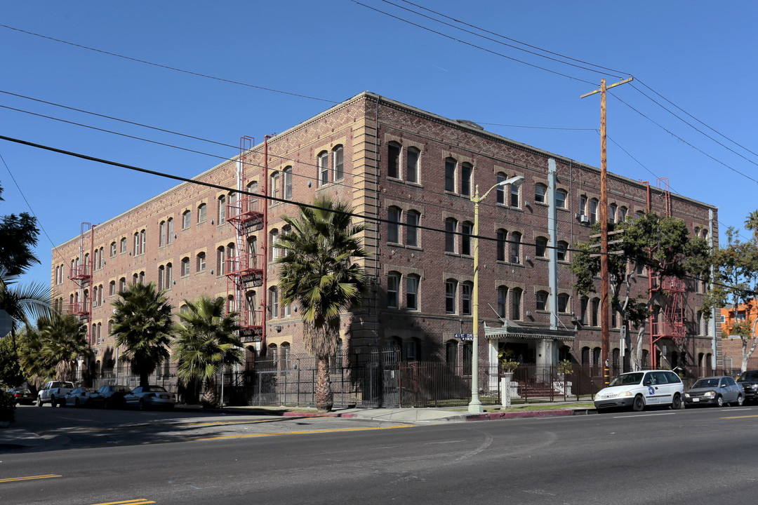 Figueroa Arms in Los Angeles, CA - Foto de edificio