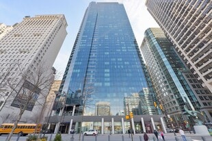 1414 S Penn Sq, Unit 8C in Philadelphia, PA - Building Photo