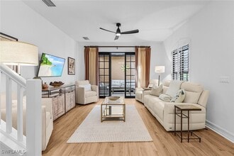 9118 Chula Vista St in Naples, FL - Building Photo - Building Photo