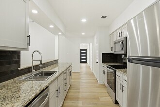 6808 Beeman Dr in Plano, TX - Foto de edificio - Building Photo