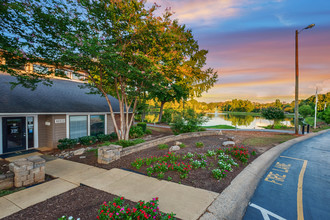 GreenRock Estates in Charlotte, NC - Foto de edificio - Building Photo