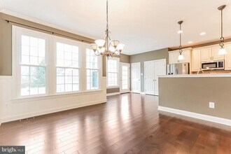 53 Malsbury St in Trenton, NJ - Building Photo - Building Photo