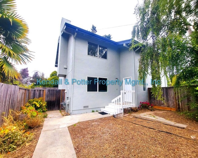 property at 3047 Elda Ln