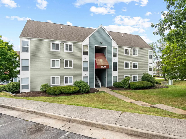 property at 1470 Seneca Dr