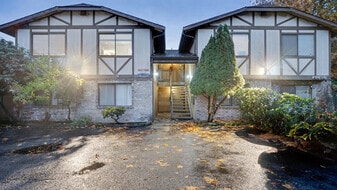 19828 Military Rd S, Unit 3 in Seatac, WA - Building Photo