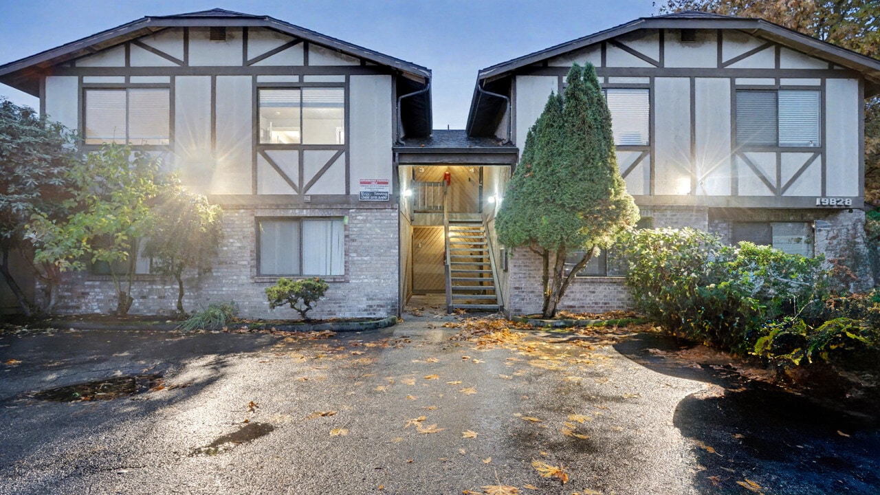 19828 Military Rd S, Unit 3 in Seatac, WA - Building Photo