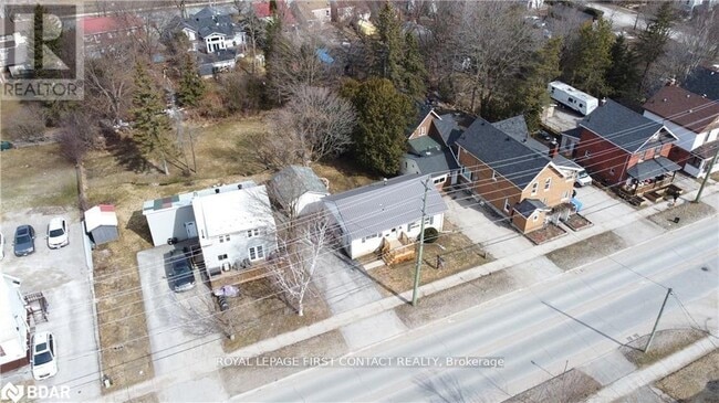 property at 320 Mississaga St W