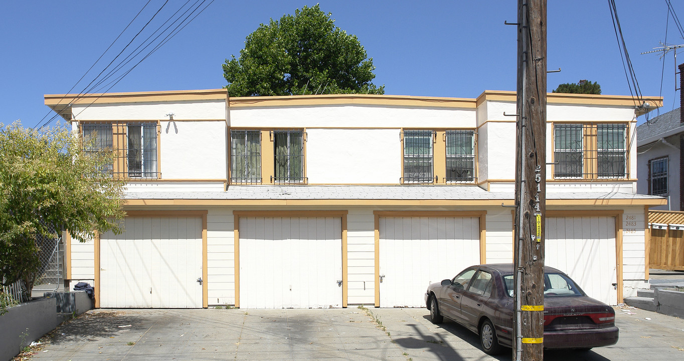 2475-2485 26th Ave in Oakland, CA - Building Photo