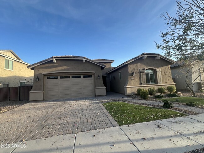 property at 20293 E Hummingbird Dr