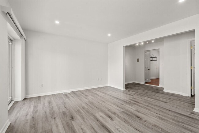 12 Bayberry Dr in Sharon, MA - Building Photo - Building Photo