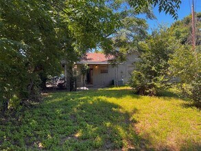 3503 Southridge Dr in Austin, TX - Building Photo - Building Photo