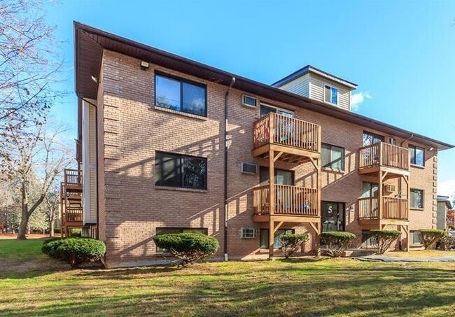 property at 5 Lancelot Court