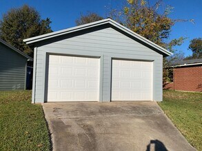 4725 Bruce St in Bossier City, LA - Building Photo - Building Photo