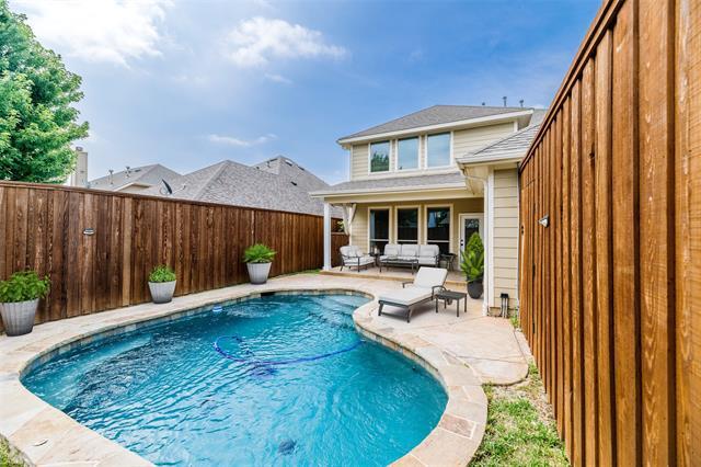 property at 2705 Westpoint Dr
