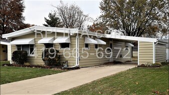 860 Deborah St in Lima, OH - Building Photo