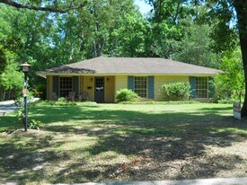 620 Nelson Dr in Baton Rouge, LA - Building Photo