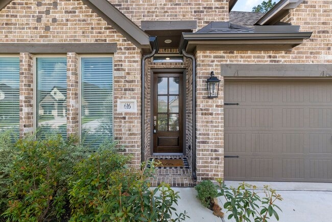 616 Sand Branch Dr in Conroe, TX - Building Photo - Building Photo