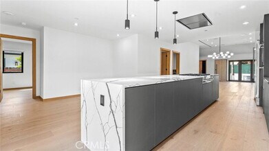 514 W Washington Blvd in Pasadena, CA - Building Photo - Building Photo