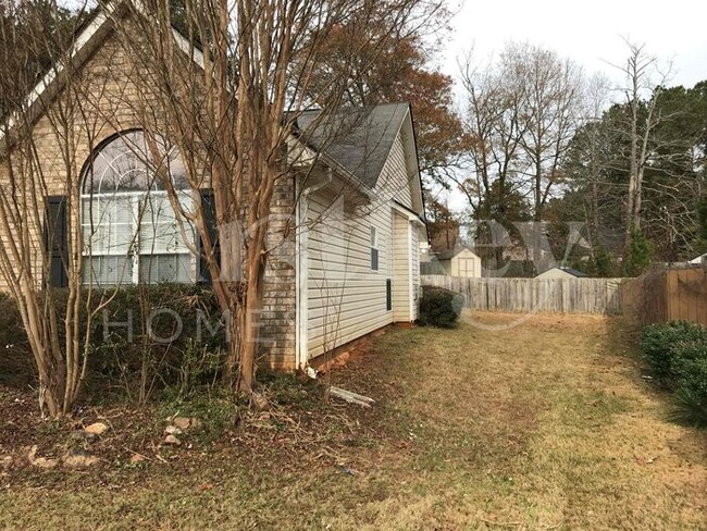8118 Birch Walk Dr in Riverdale, GA - Building Photo - Building Photo